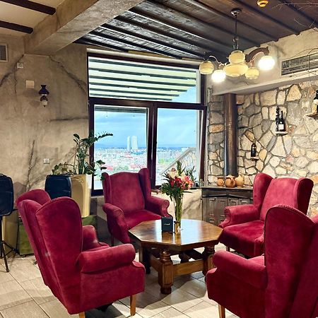 Villa Eleni Apartments Skopje Bagian luar foto
