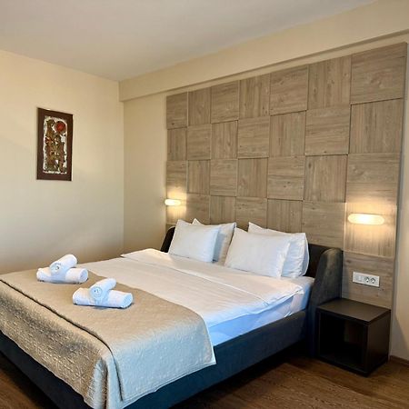 Villa Eleni Apartments Skopje Bagian luar foto