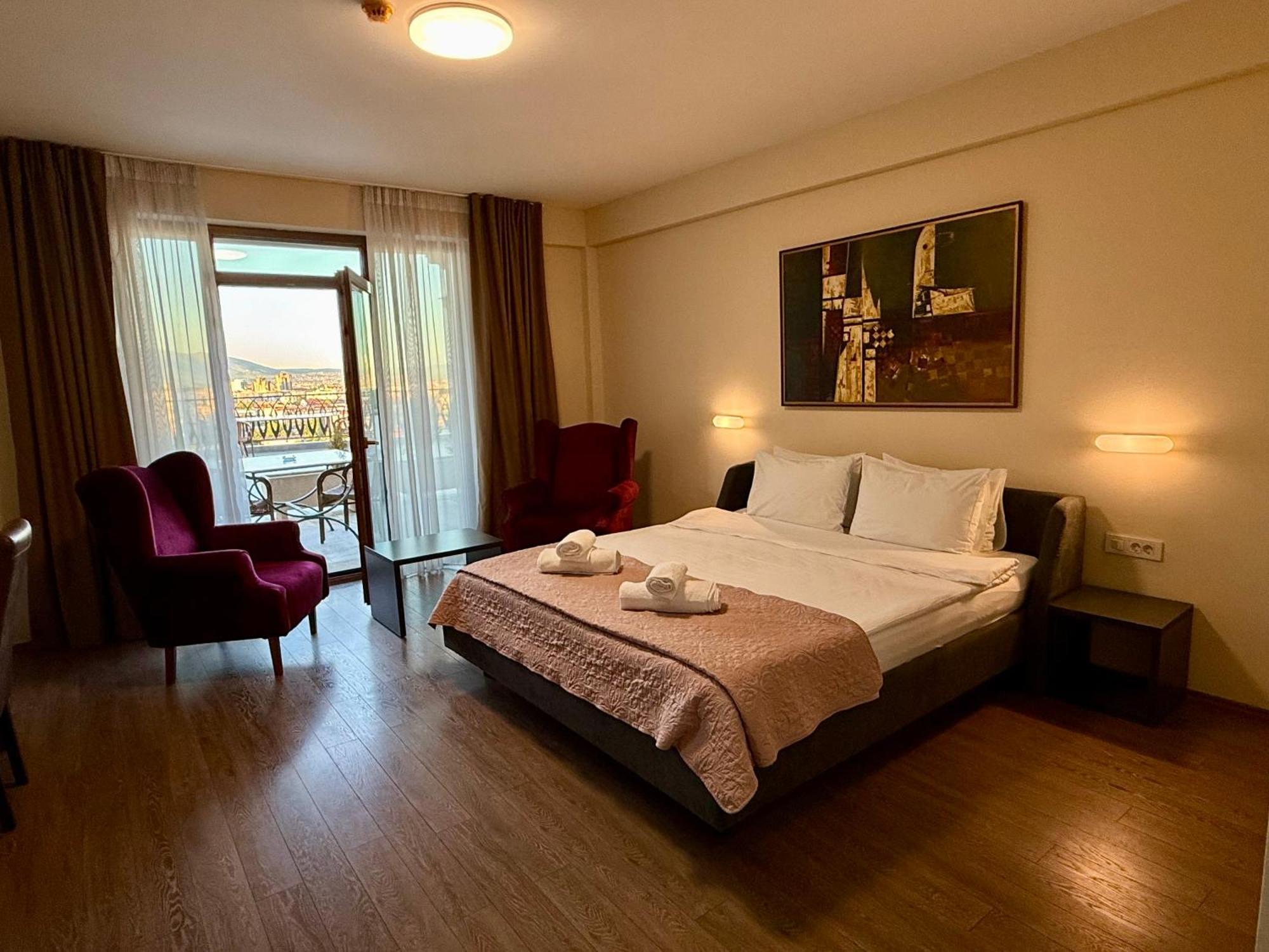 Villa Eleni Apartments Skopje Bagian luar foto