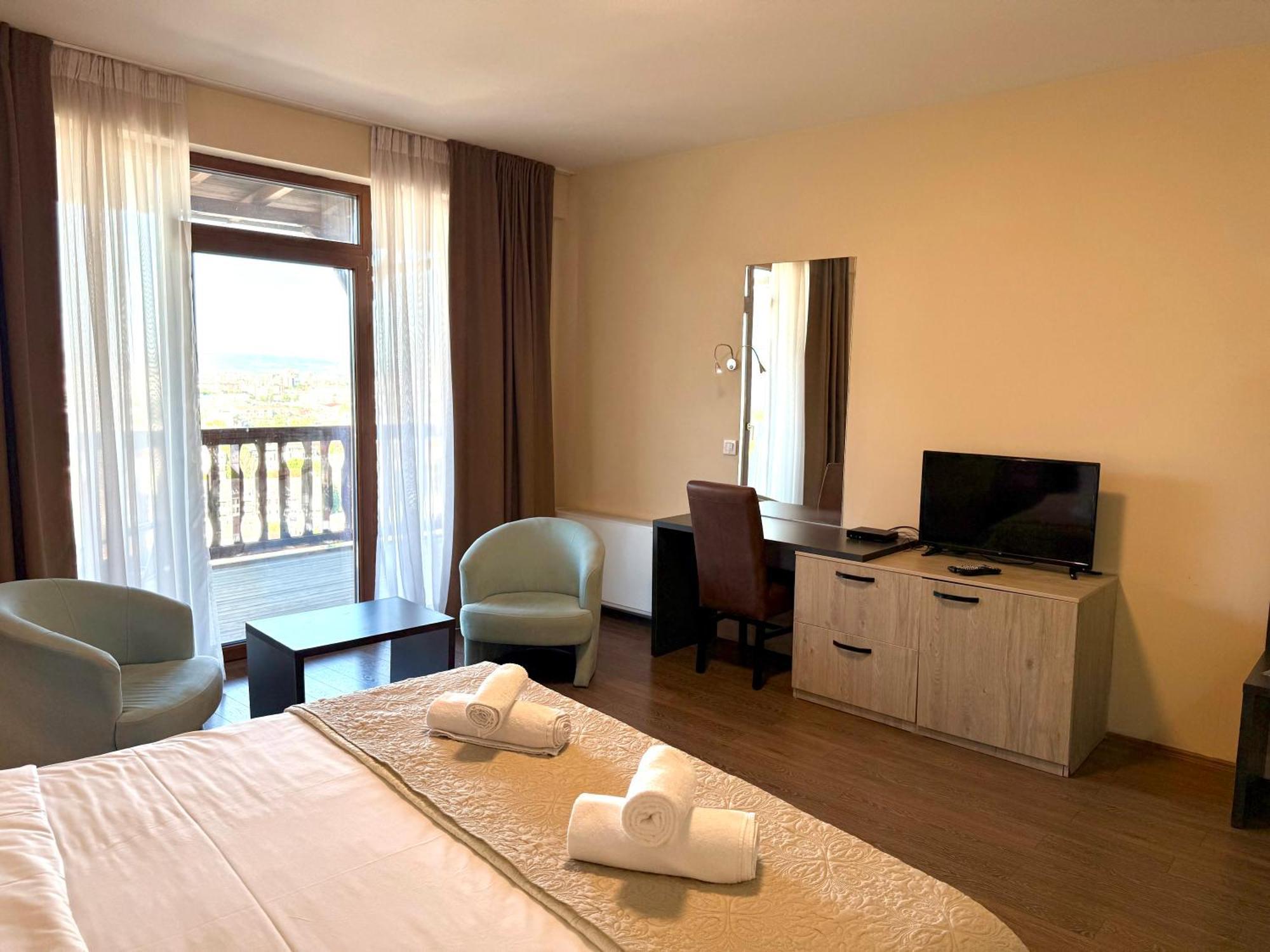Villa Eleni Apartments Skopje Bagian luar foto