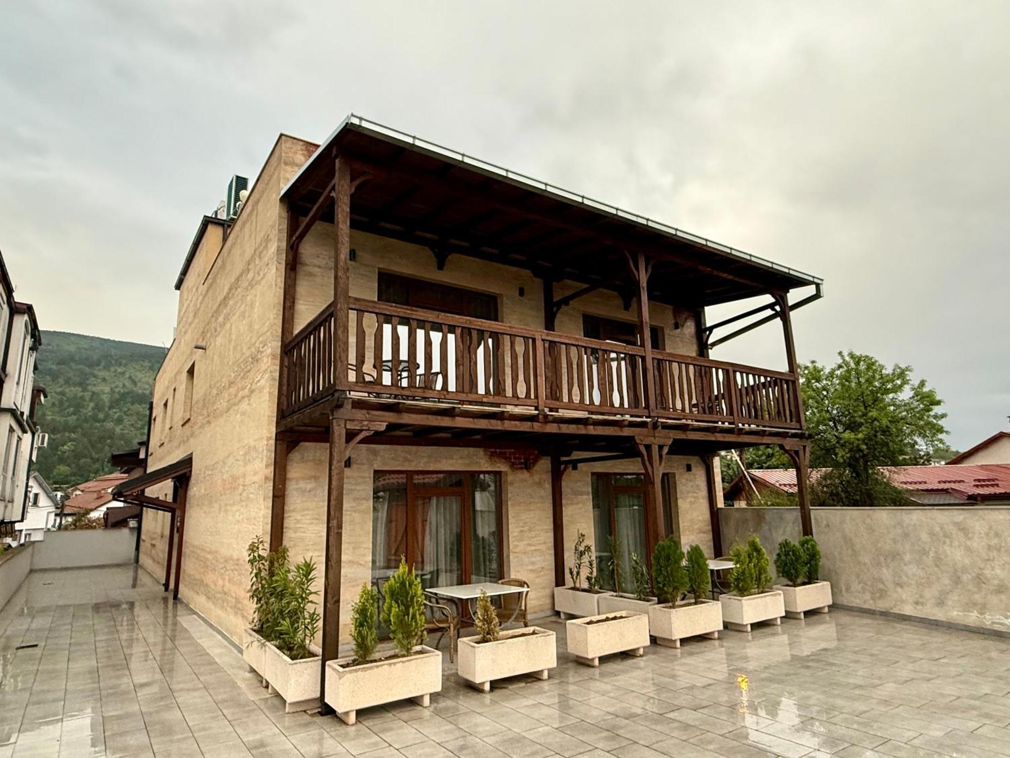 Villa Eleni Apartments Skopje Bagian luar foto