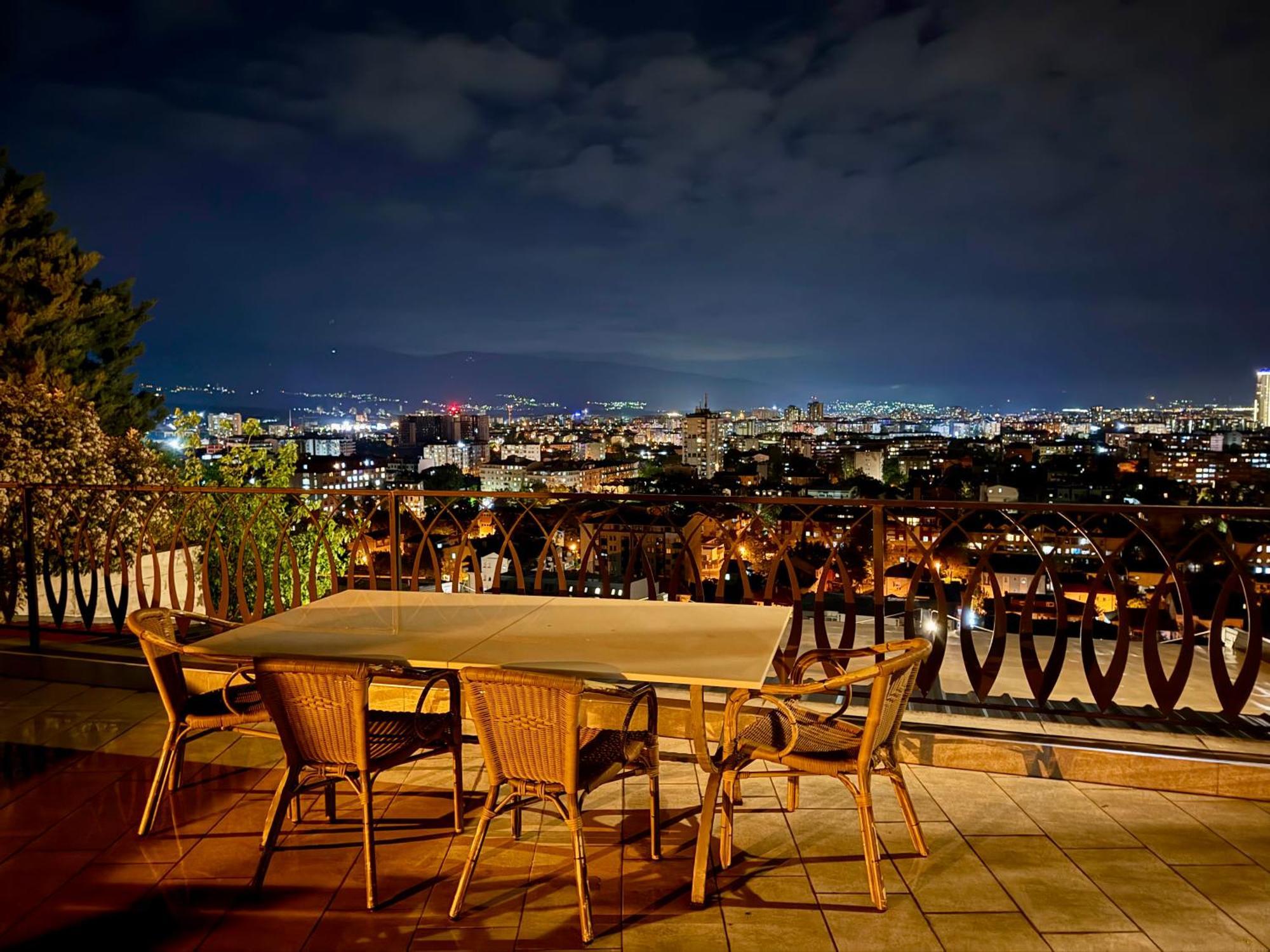 Villa Eleni Apartments Skopje Bagian luar foto