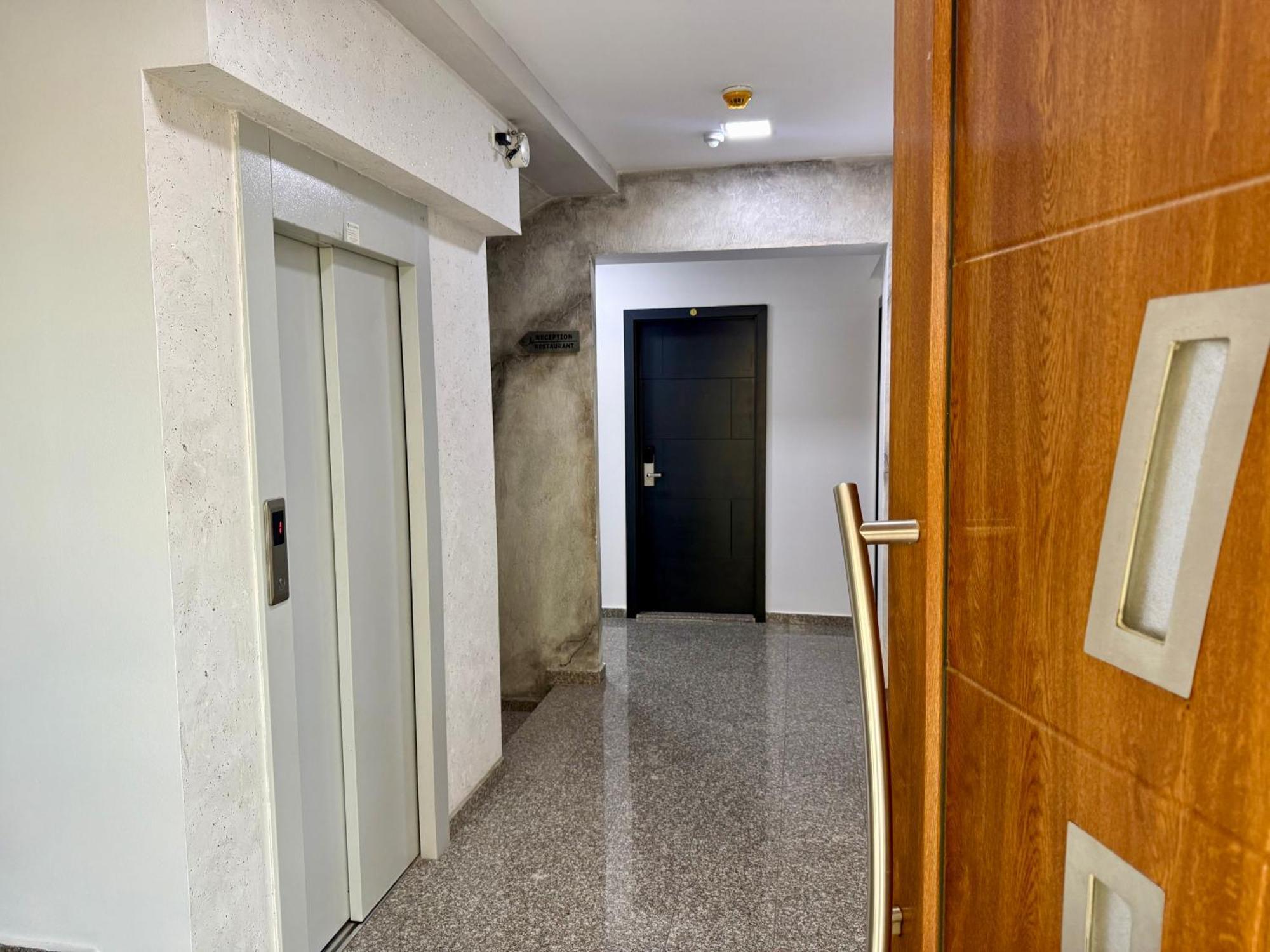 Villa Eleni Apartments Skopje Bagian luar foto